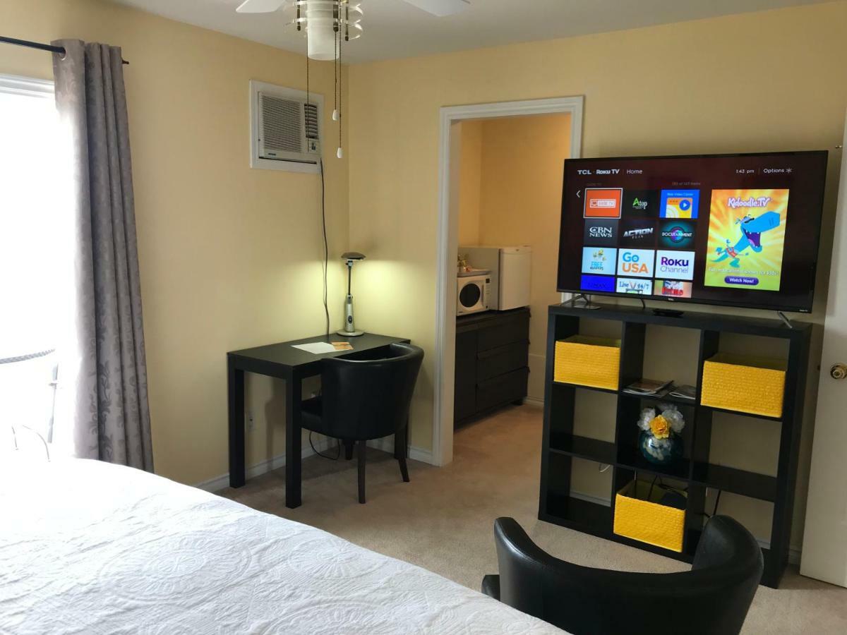 Acker Vacation Rentals Kelowna Bagian luar foto